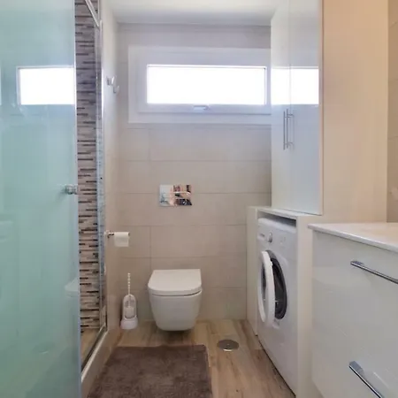Casa Atlantis With Fantastic Sea-view, Balcony, Heated Pool, Wifi Adeje