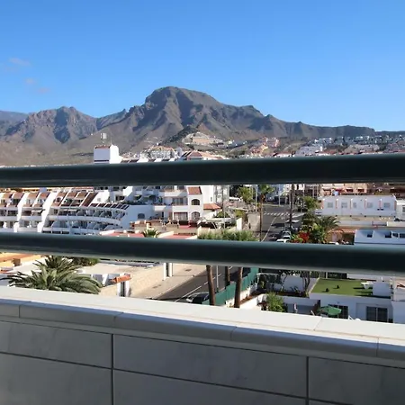 Casa Atlantis With Fantastic Sea-view, Balcony, Heated Pool, Wifi